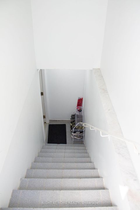 Photo 30 at 8 Terra Road W, East Woodbridge, Vaughan