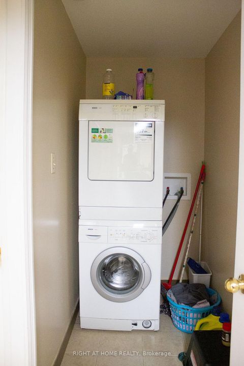 Photo 39 at 8 Terra Road W, East Woodbridge, Vaughan