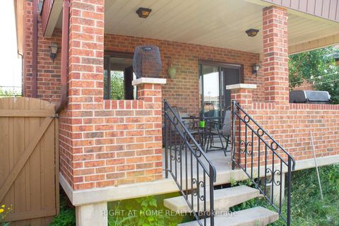 Photo 40 at 8 Terra Road W, East Woodbridge, Vaughan