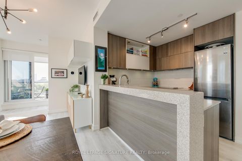 Photo 7 at 902 - 170 Sumach Street, Regent Park, Toronto
