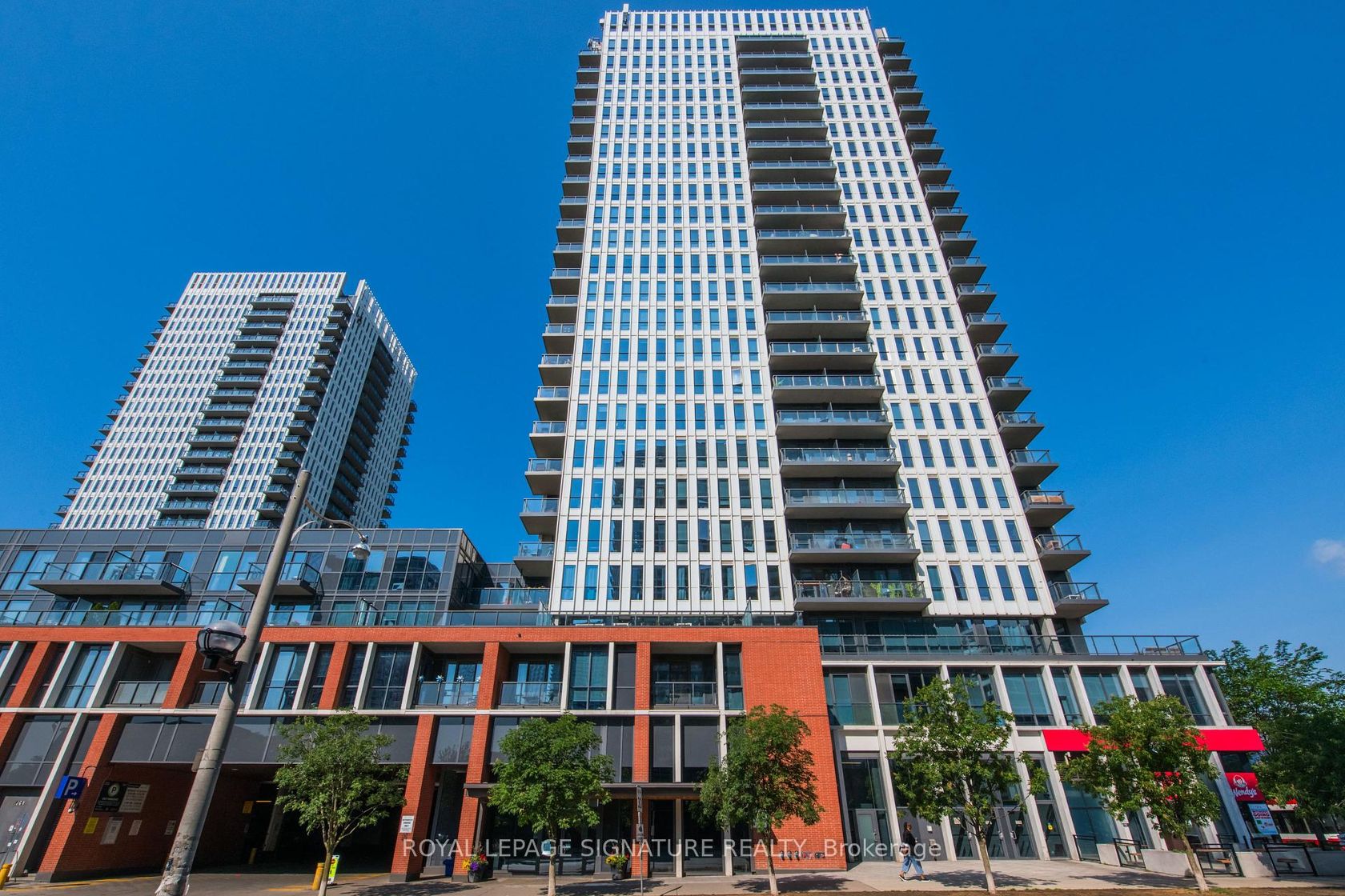 902 - 170 Sumach Street, Regent Park, Toronto 