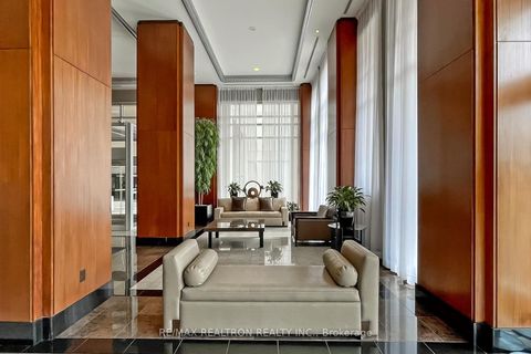 Photo 3 at 407 - 628 fleet Street, Waterfront Communities C1, Toronto