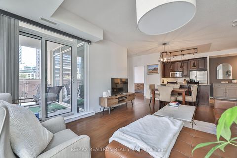 Photo 10 at 407 - 628 fleet Street, Waterfront Communities C1, Toronto