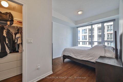 Photo 26 at 407 - 628 fleet Street, Waterfront Communities C1, Toronto