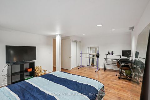Photo 5 at 23 - 6157 Kingston Road, Centennial Scarborough, Toronto