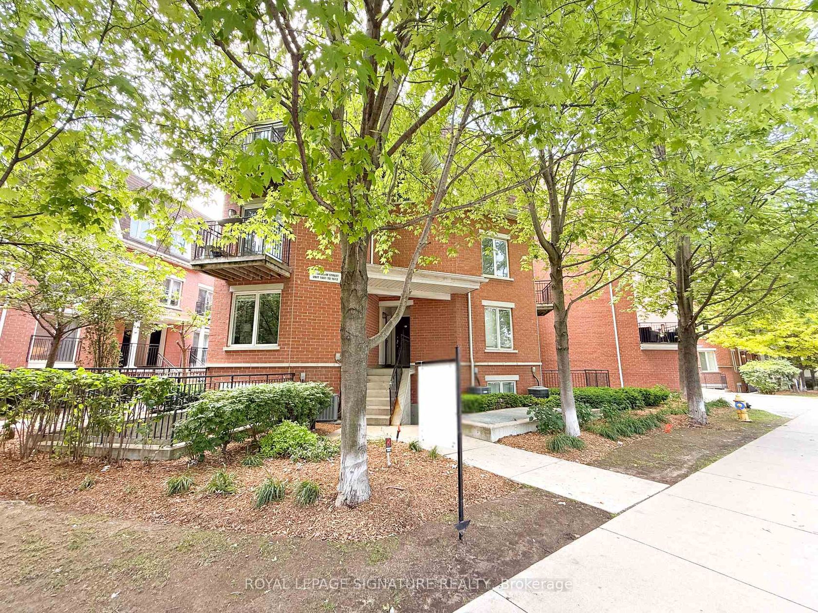 1602 - 28 Laidlaw Street, South Parkdale, Toronto 