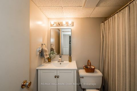Photo 32 at 29 Shaw Crescent, Letitia Heights, Barrie