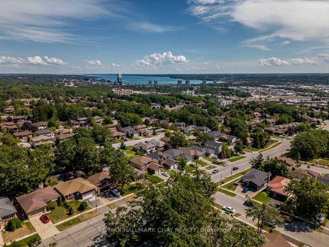 Photo 44 at 29 Shaw Crescent, Letitia Heights, Barrie Photo 44 at 29 Shaw Crescent, Letitia Heights, Barrie