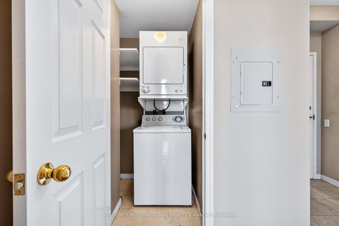 Photo 43 at PH101 - 8 Hillcrest Avenue, Willowdale East, Toronto