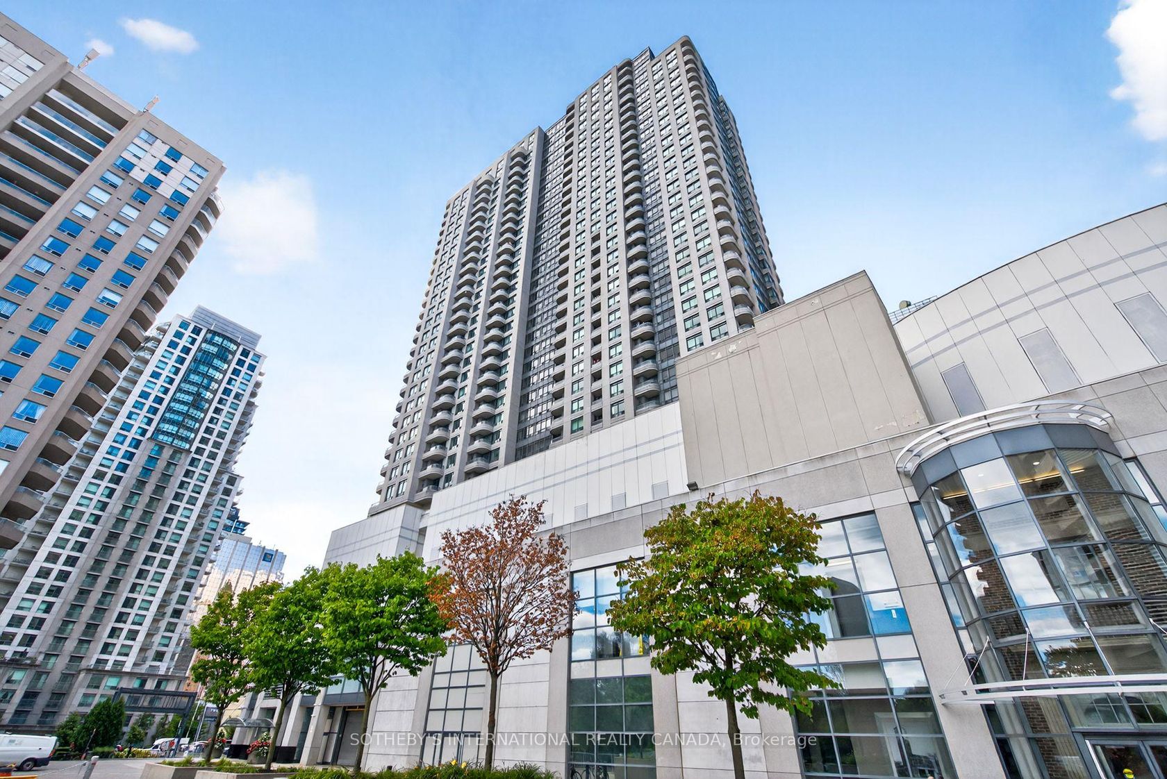 PH101 - 8 Hillcrest Avenue, Willowdale East, Toronto 