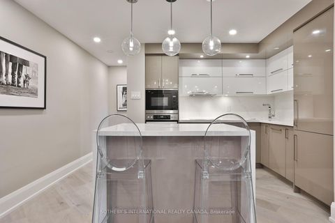 Photo 17 at 301 - 235 St Clair Avenue W, Casa Loma, Toronto