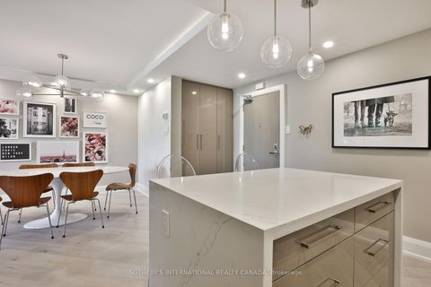 Photo 21 at 301 - 235 St Clair Avenue W, Casa Loma, Toronto