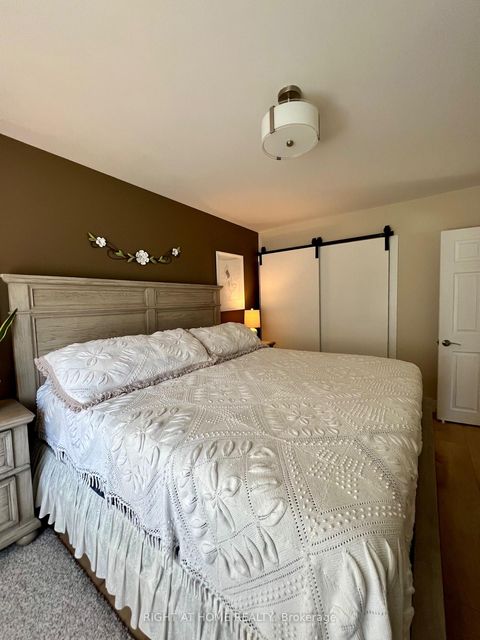 Photo 22 at 2 Richbourne Court, Sullivan, Toronto