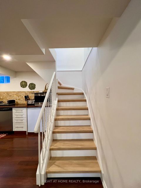 Photo 26 at 2 Richbourne Court, Sullivan, Toronto