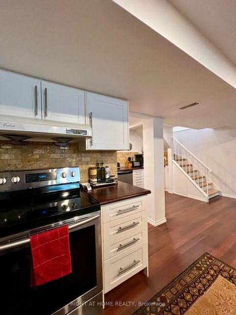 Photo 28 at 2 Richbourne Court, Sullivan, Toronto