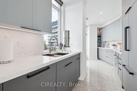 Photo 6 at UPH02 - 18 Holmes Avenue, Willowdale East, Toronto