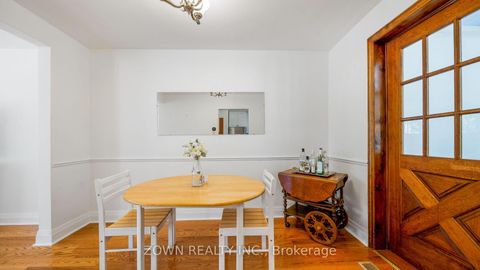 Photo 15 at 118 Chestnut Crescent, Birchmount, Toronto