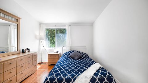 Photo 23 at 118 Chestnut Crescent, Birchmount, Toronto