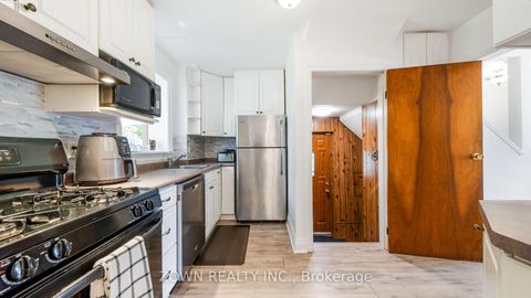 Photo 40 at 118 Chestnut Crescent, Birchmount, Toronto