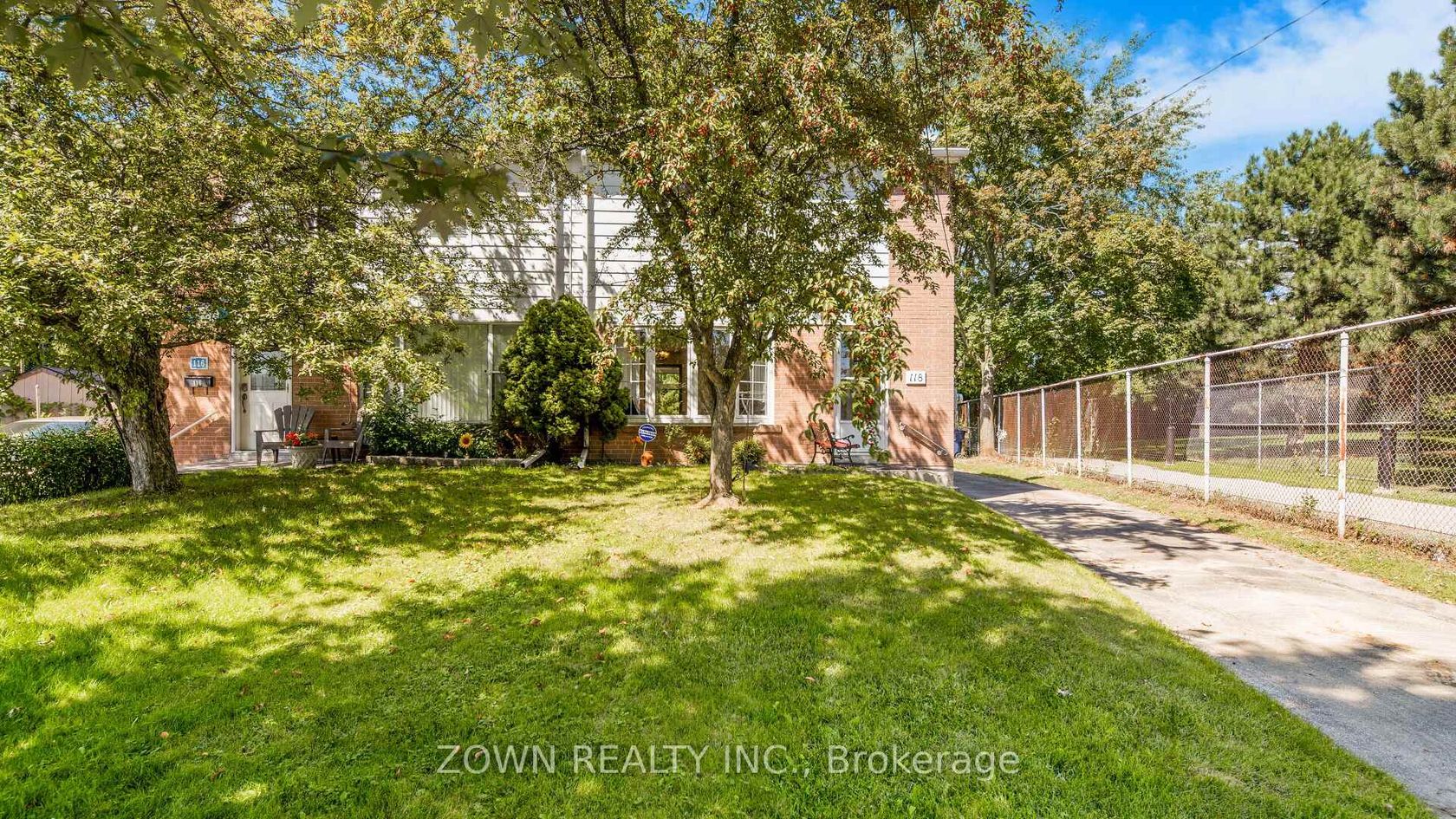 118 Chestnut Crescent, Birchmount, Toronto 