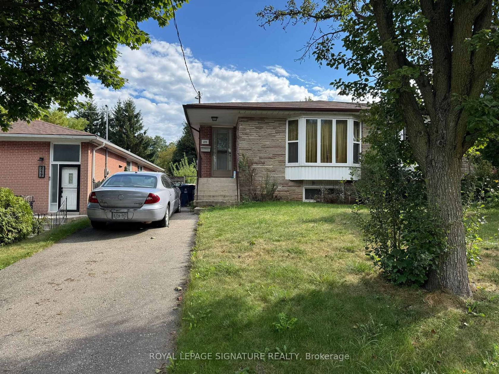 215 Woodsworth Road, Windfields, Toronto 