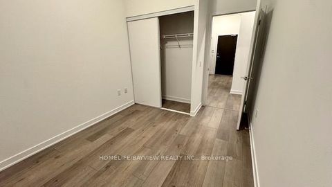 Photo 5 at #512 - 38 Honeycrisp Crescent N, Vaughan Corporate Centre, Vaughan