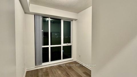 Photo 7 at #512 - 38 Honeycrisp Crescent N, Vaughan Corporate Centre, Vaughan