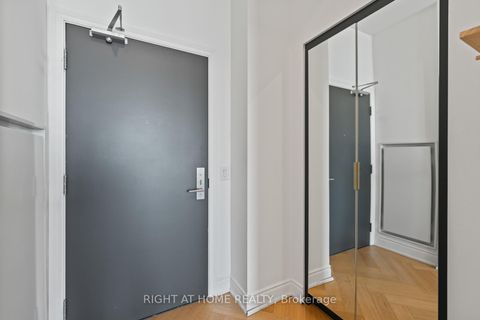 Photo 3 at LPH02 - 608 Richmond St. W Street, Waterfront Communities C1, Toronto Photo 3 at LPH02 - 608 Richmond St. W Street, Waterfront Communities C1, Toronto