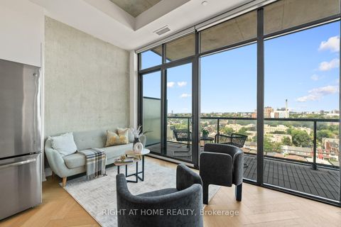 Photo 18 at LPH02 - 608 Richmond St. W Street, Waterfront Communities C1, Toronto
