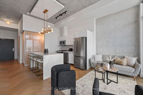 Photo 21 at LPH02 - 608 Richmond St. W Street, Waterfront Communities C1, Toronto