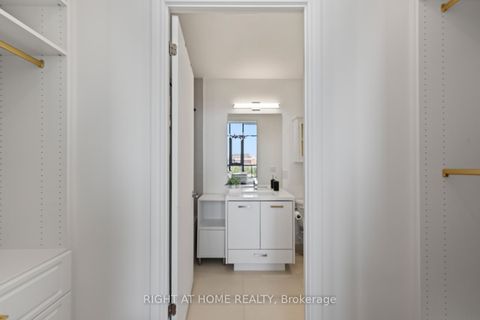 Photo 27 at LPH02 - 608 Richmond St. W Street, Waterfront Communities C1, Toronto