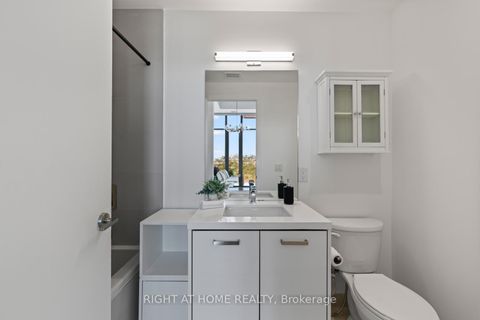 Photo 29 at LPH02 - 608 Richmond St. W Street, Waterfront Communities C1, Toronto
