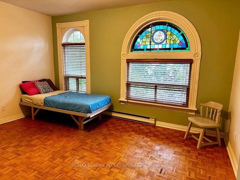 Photo 13 at 548 Roxton Road, Little Italy, Toronto