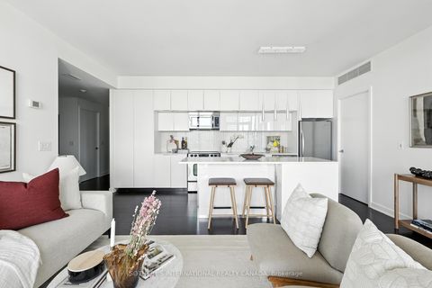 Photo 3 at 4207 - 110 Charles Street E, Yonge Corridor, Toronto