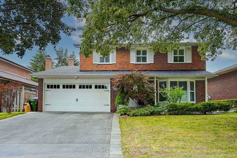 Photo 0 at 108 Collingsbrook Boulevard, L'Amoreaux, Toronto