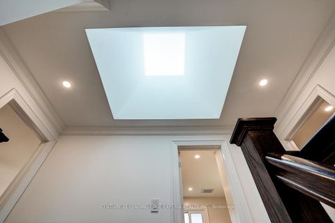 Photo 25 at 108 Collingsbrook Boulevard, L'Amoreaux, Toronto