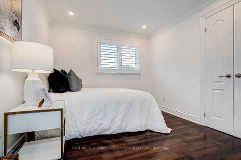 Photo 33 at 108 Collingsbrook Boulevard, L'Amoreaux, Toronto