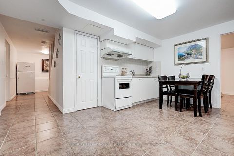 Photo 37 at 108 Collingsbrook Boulevard, L'Amoreaux, Toronto