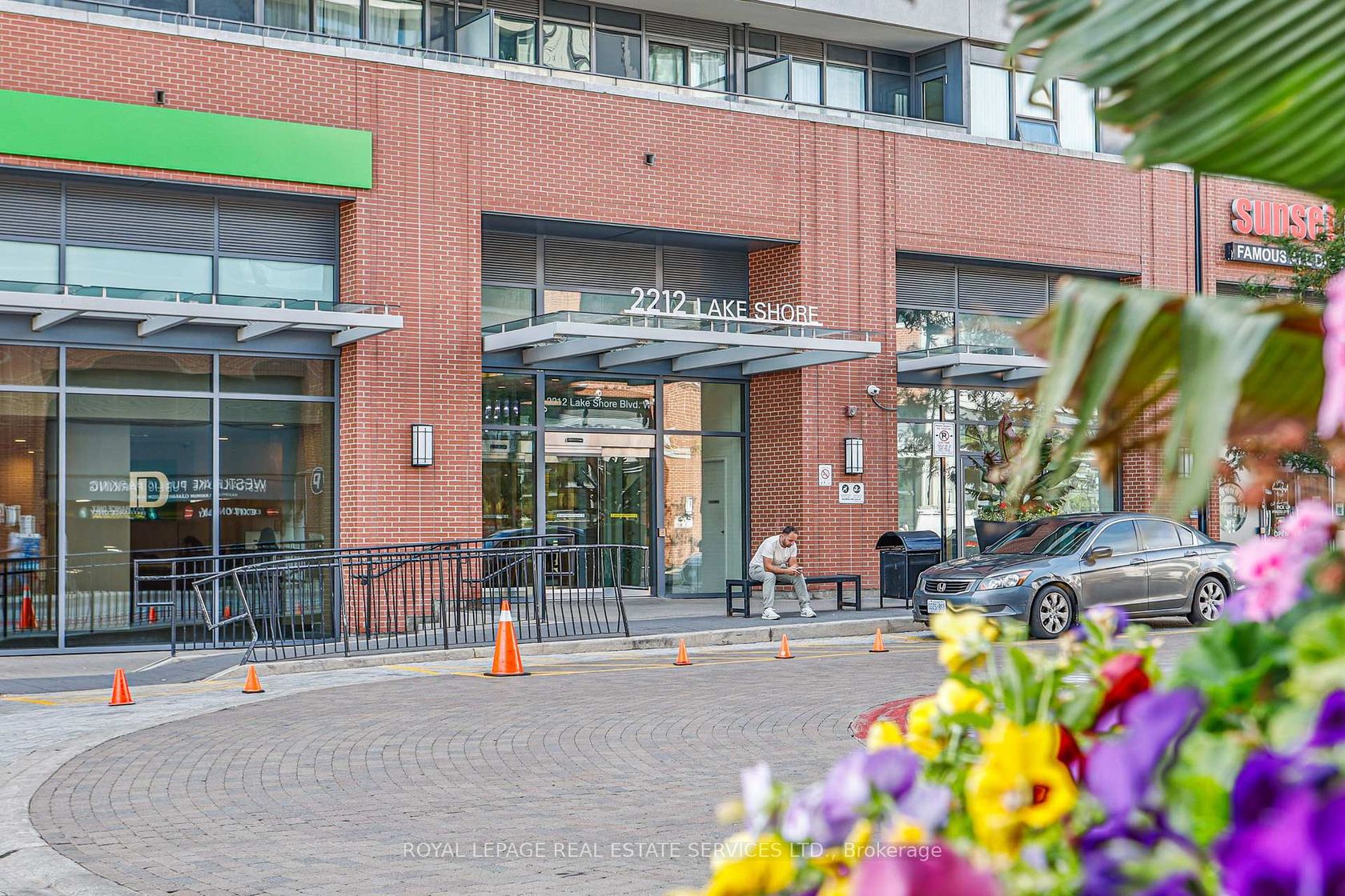 2310 - 2212 Lake Shore Boulevard W, Mimico, Toronto 