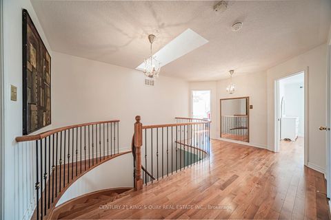 Photo 19 at 46 Pepperberry Road, Patterson, Vaughan