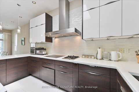Photo 10 at 242 Olive Avenue, Willowdale East, Toronto