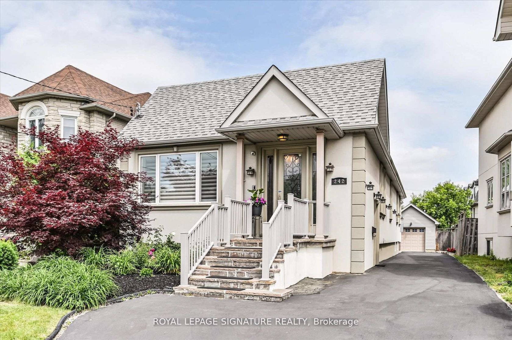 242 Olive Avenue, Willowdale East, Toronto 