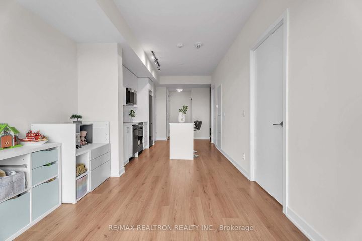 Photo 8 at 507 - 15 Ellerslie Avenue, Willowdale West, Toronto