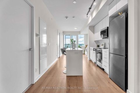 Photo 7 at 507 - 15 Ellerslie Avenue, Willowdale West, Toronto