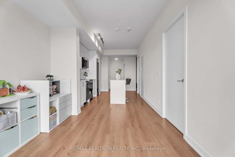 Photo 8 at 507 - 15 Ellerslie Avenue, Willowdale West, Toronto