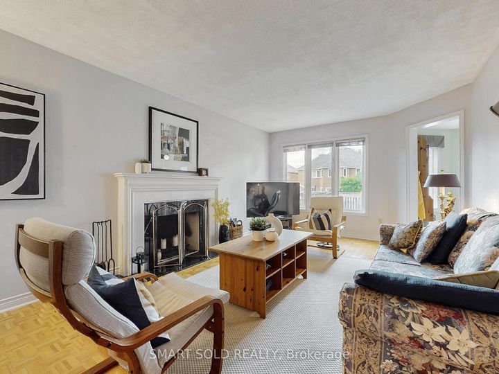 Photo 6 at 611 Gagnon Place, Wyndham, Newmarket