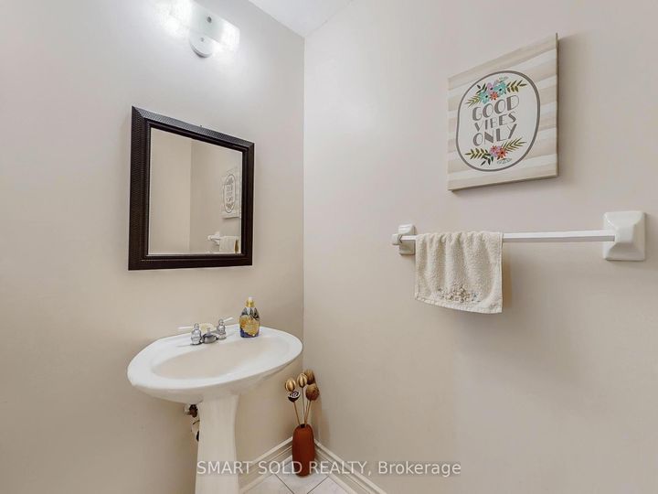 Photo 12 at 611 Gagnon Place, Wyndham, Newmarket