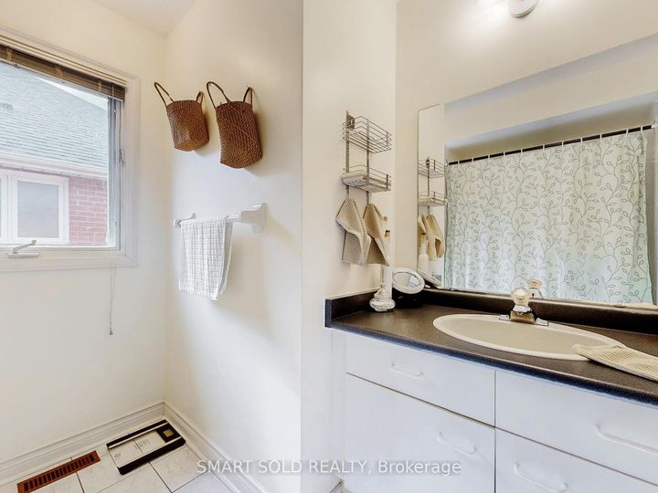 Photo 21 at 611 Gagnon Place, Wyndham, Newmarket