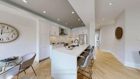 Photo 15 at 21 Givon Street, Patterson, Vaughan