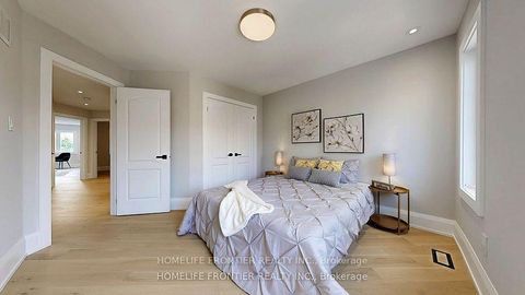 Photo 34 at 21 Givon Street, Patterson, Vaughan